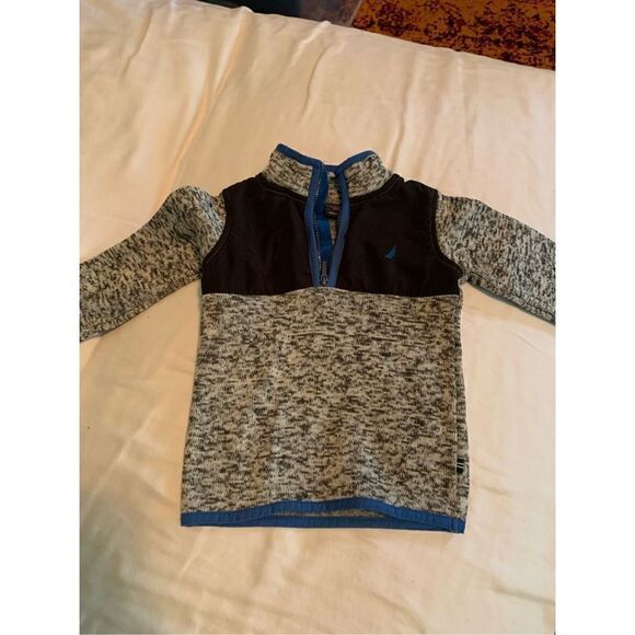 Nautica Sweatshirt  - Picture 1 of 5